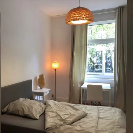 Rent this 1 bed apartment on Mainzer Landstraße 258 in 60326 Frankfurt, Germany