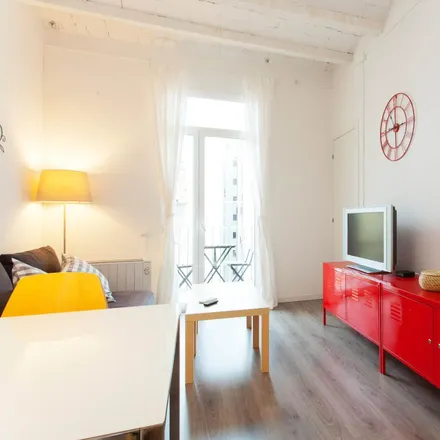 Image 5 - Carrer de Benavent, 21, 08001 Barcelona, Spain - Apartment for rent
