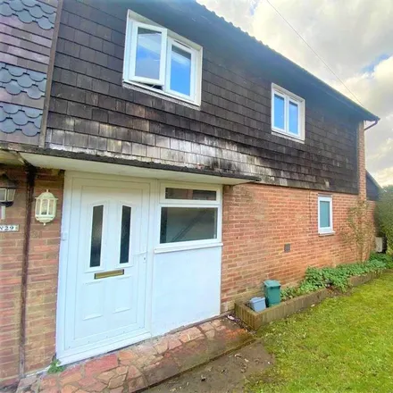 Rent this 6 bed house on 29 Cabell Road in Guildford, GU2 8JF