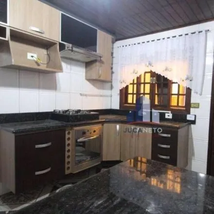 Buy this 2 bed house on Rua Vitorio Chiarotti in Jardim Mauá, Mauá - SP