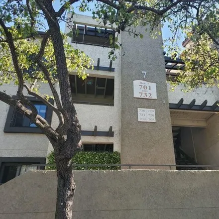 Buy this 2 bed condo on 6-7 Kingfisher Way in Sunnyvale, CA 95086