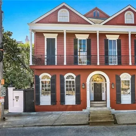 Buy this 2 bed condo on 2726 Prytania Street in New Orleans, LA 70130