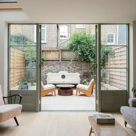 Buy this 3 bed townhouse on 47 Prince George Road in London, N16 8DH
