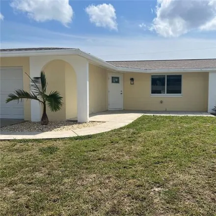 Image 2 - 163 Bedford Drive Northeast, Port Charlotte, FL 33952, USA - House for rent