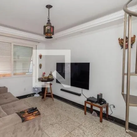 Buy this 2 bed apartment on Panvel in Rua 24 de Outubro 1465, Auxiliadora