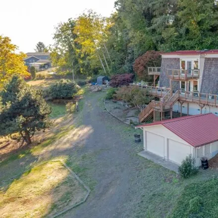 Image 8 - Coast Guard Tillamook Bay Station Barracks Site, Garibaldi Avenue, Garibaldi, Tillamook County, OR 97118, USA - House for sale