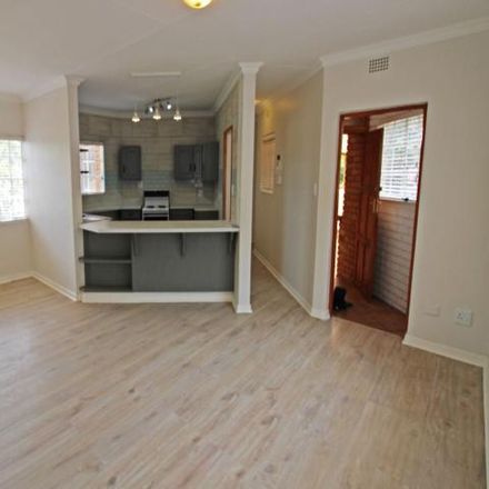 Rent this 2 bed apartment on unnamed road in Kleve Hill Park, Sandton
