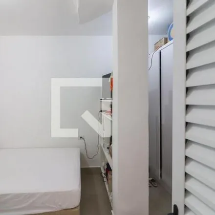 Buy this 14 bed house on Rua Antônio de Castro Mendonça Furtado 180 in Butantã, São Paulo - SP