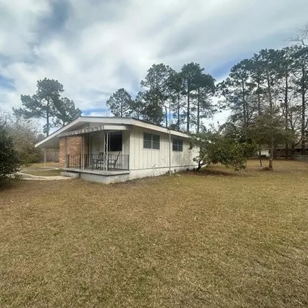 Buy this 3 bed house on 287 Magnolia Drive in Adel, GA 31620