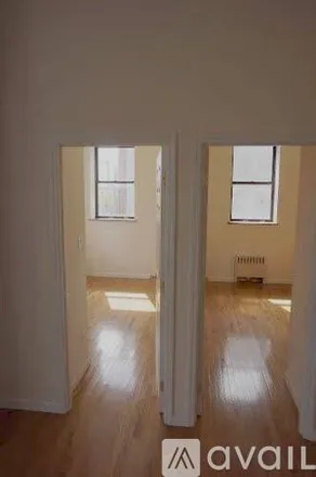 Image 2 - 122 Thatford Avenue, Unit 2nd Fl - Apartment for rent