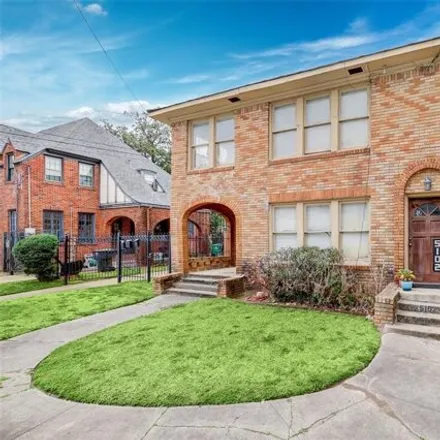 Buy this 2 bed house on 5100 Chenevert Street in Houston, TX 77004