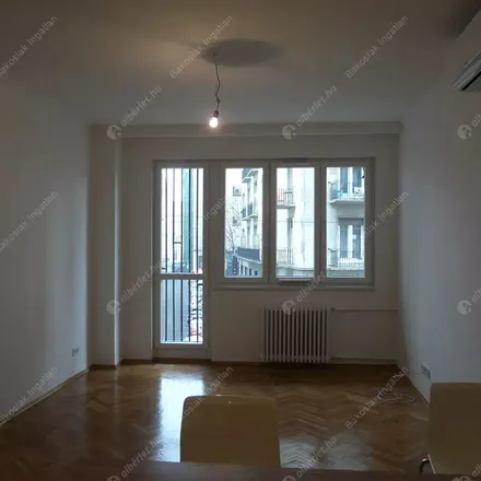 Image 2 - Budapest, Régi posta utca 6, 1052, Hungary - Apartment for rent