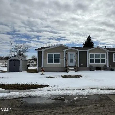 Buy this studio apartment on 339 Square Butte Street in Center, ND 58530