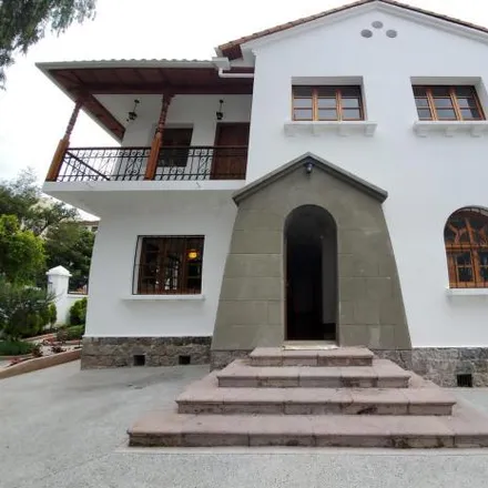 Image 2 - Universidad Politécnica Salesiana de Quito (UPS-Q), Avenida Isabel la Católica, 170109, Quito, Ecuador - House for rent