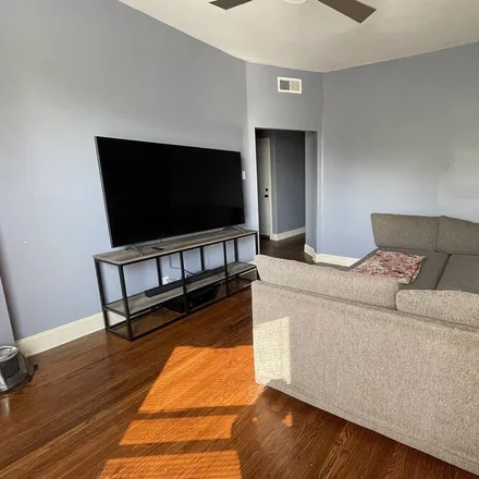 Rent this 4 bed apartment on Chicago