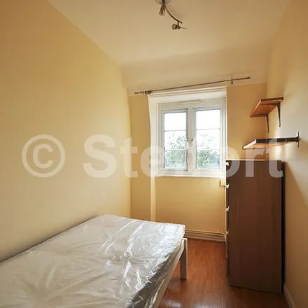 Image 7 - Cliff Road, London, NW1 9AJ, United Kingdom - Apartment for rent