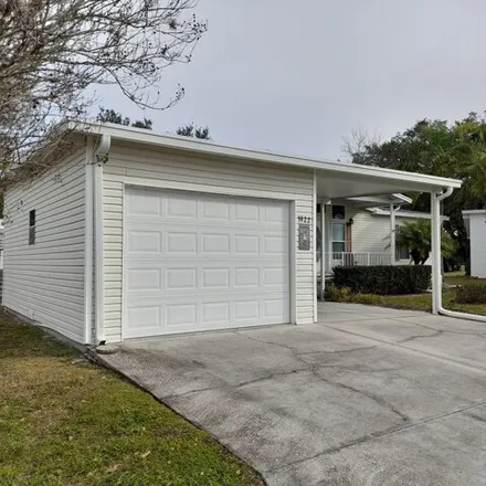Buy this studio apartment on 3980 Bubba Drive in Pasco County, FL 33541