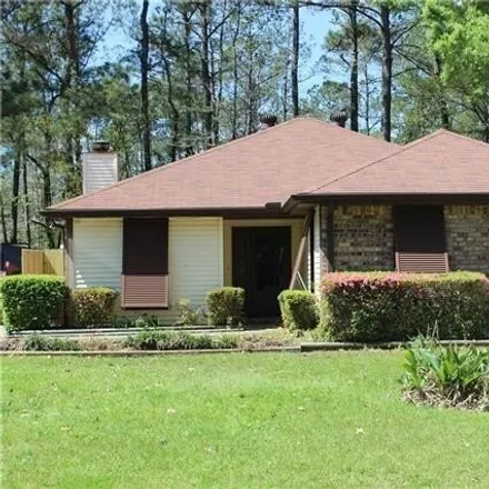 Rent this 3 bed house on 4 Shady Oaks Drive in St. Tammany Parish, LA 70433