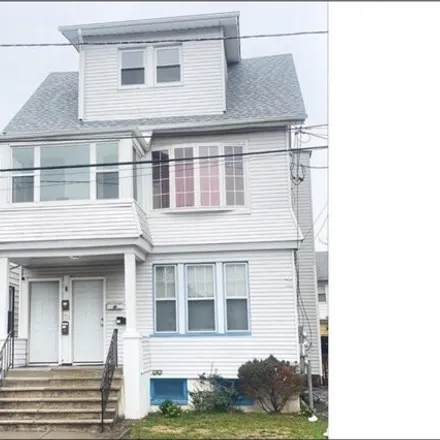 Rent this studio house on 32 Liberty Street in Irvington, NJ 07111