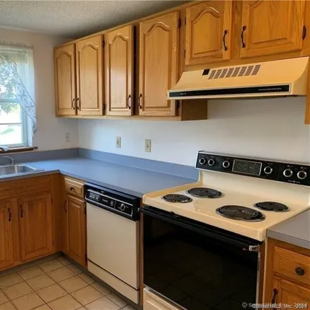 Image 3 - 3 Jamie Lane, Manchester, CT 06042, USA - Townhouse for rent