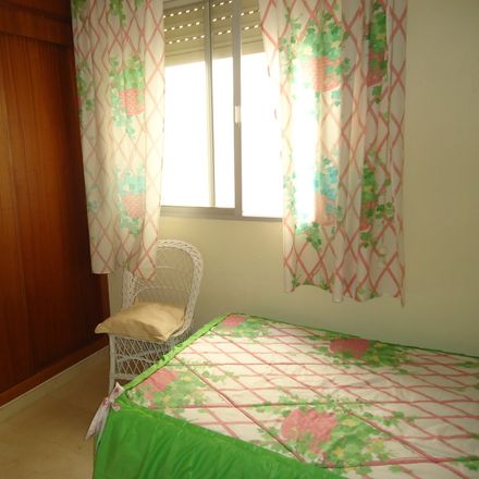 Rent this 3 bed room on Calle Músico Ziryab in 14005 Córdoba, España