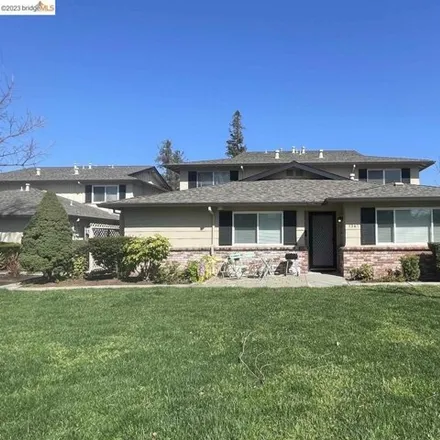 Image 6 - 1449 Del Rio Circle, Concord, CA 94518, USA - Townhouse for sale