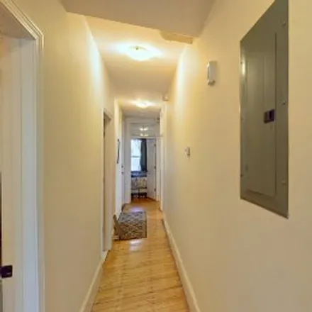 Rent this 5 bed apartment on #3 in 231 Norfolk Street, The Port