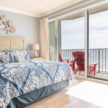 Rent this 4 bed condo on Panama City Beach