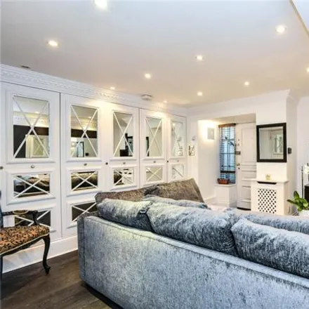 Image 3 - 71 Frognal, London, NW3 6XD, United Kingdom - Room for rent