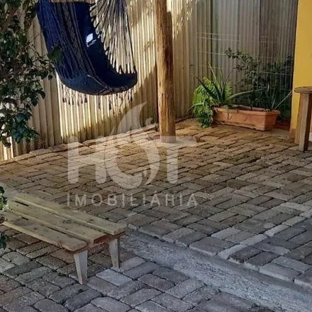 Buy this 6 bed house on Rua Recanto do Beija-Flor in Campeche, Florianópolis - SC