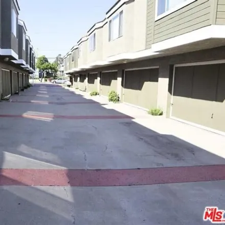 Image 7 - 315 East Hyde Park Boulevard, Inglewood, CA 90302, USA - Townhouse for sale