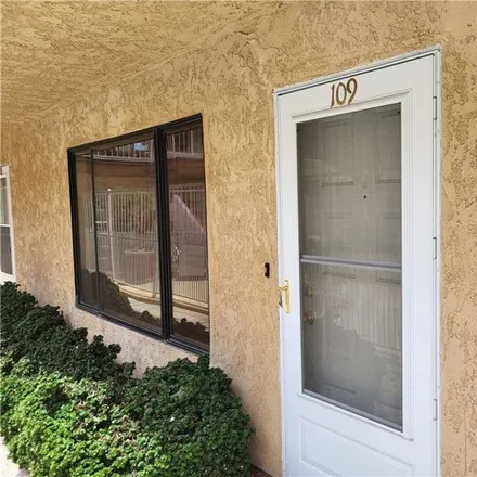 Image 2 - 416 Terrace Drive, Bullhead City, AZ 86442, USA - Condo for rent