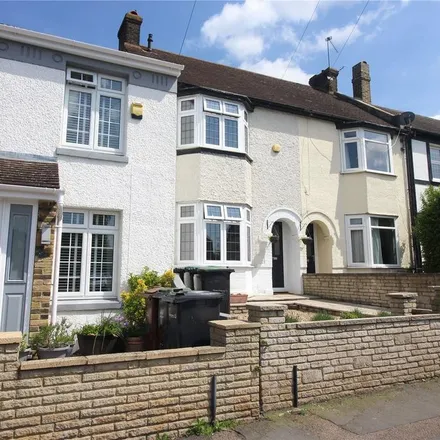 Rent this 2 bed townhouse on Malvina Avenue in Sun Lane, Gravesend