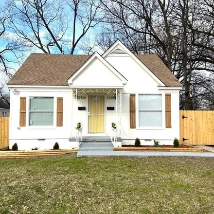 Buy this 4 bed house on 2478 Lamar Circle in Memphis, TN 38114