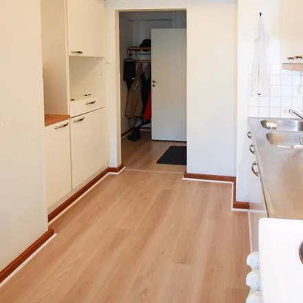 Rent this 3 bed apartment on Tuomiokirkonkatu 32 in 33100 Tampere, Finland
