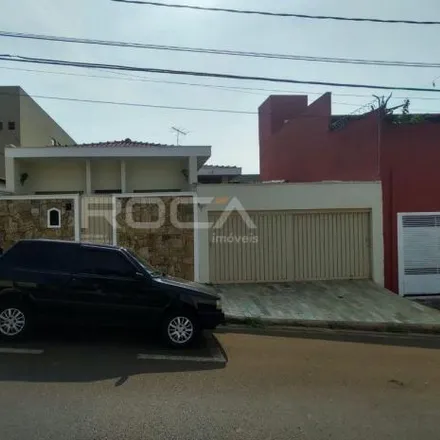 Buy this 3 bed house on Rua Rui Barbosa 583 in Centro, São Carlos - SP