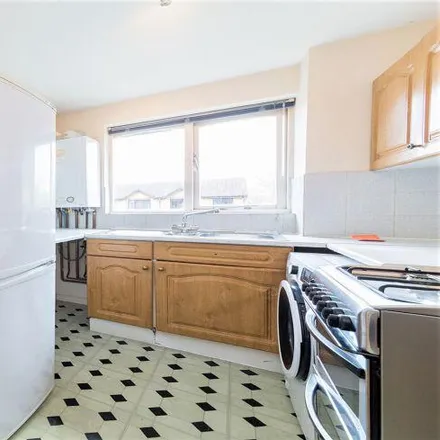 Image 3 - Wingrave Road, London, W6 9HF, United Kingdom - Apartment for rent