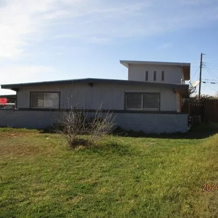 Rent this 3 bed house on 3151 South Oxford Drive in San Angelo, TX 76904