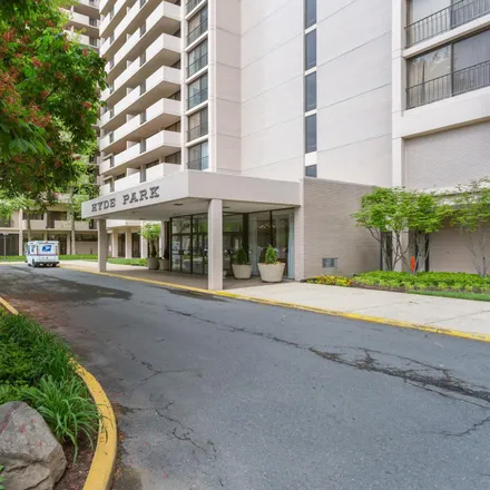 Buy this 1 bed condo on Chiropractor in North Henderson Road, Buckingham