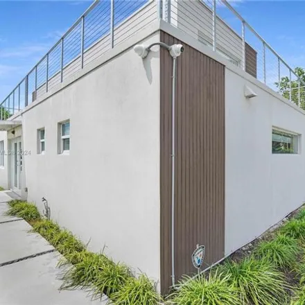 Image 3 - 1601 Nw 6th Ave, Fort Lauderdale, Florida, 33311 - House for sale