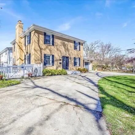 Rent this 4 bed house on 599 Fuller Road in Hinsdale, Lyons Township