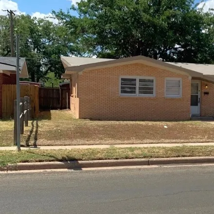 Buy this 3 bed house on 4803 42nd Street in Lubbock, TX 79414
