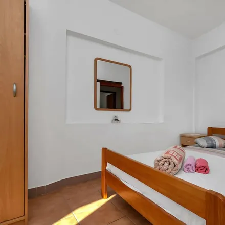 Image 7 - 21468 Bogomolje, Croatia - Apartment for rent