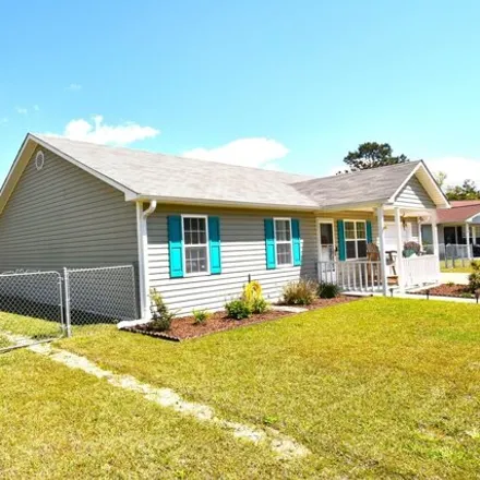 Image 4 - 1495 Kelly Place, Newport, Carteret County, NC 28570, USA - House for sale