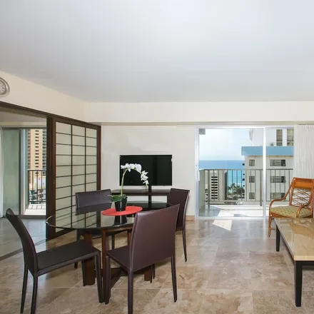Rent this 3 bed condo on Honolulu