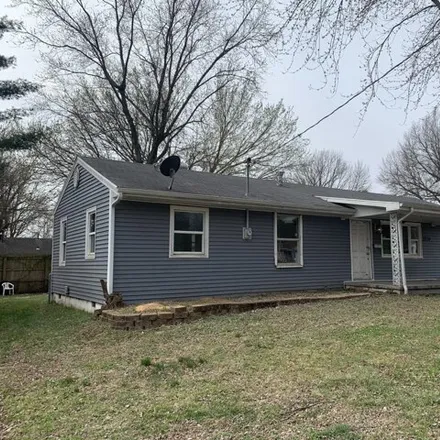 Buy this 3 bed house on 2286 West Madison Street in Springfield, MO 65802