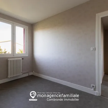 Image 3 - 40 Rue du Commerce, 63200 Riom, France - Apartment for rent