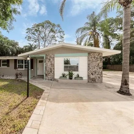 Rent this 4 bed house on 6121 Carlton Avenue in Sarasota County, FL 34231