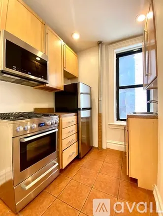 Rent this 2 bed apartment on E 78th St