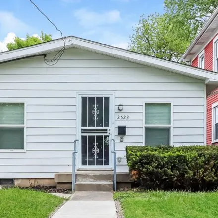 Rent this 3 bed house on 2523 Greenwood Avenue in Louisville, KY 40210